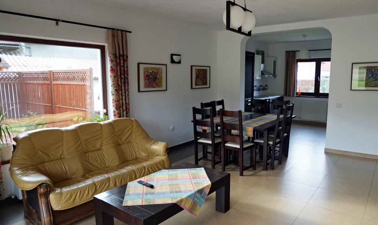 Hotel Casa Rudi&Ella Sălişte Esterno foto